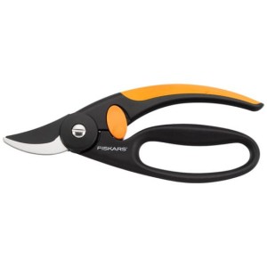 Bezpieczny sekator nożycowy Fiskars Fingerloop P44 do świeżych gałęzi