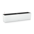 Biała skrzynka balkonowa z systemem nawadniania Balconera Color 80.png