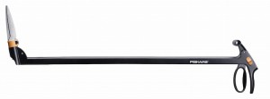 Bezpieczne długie nożyce do trawy Fiskars Servo-System GS46 