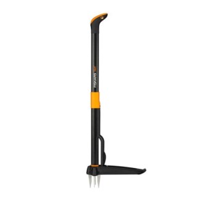 Wyrywacz do chwastów Fiskars Xact  >>> usuń chwasty bez chemii 
