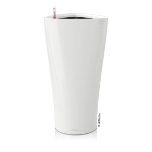 Wysoka biała donica z systemem nawadniania Lechuza Delta Premium 30